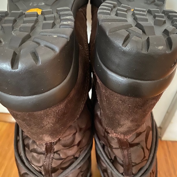 Coach Boots - Picture 4 of 4